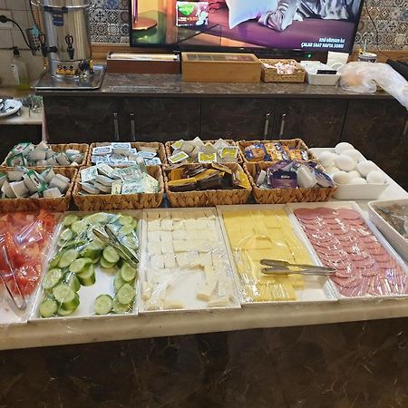 Kosk Hotel Kadikoy Istanbul Bagian luar foto