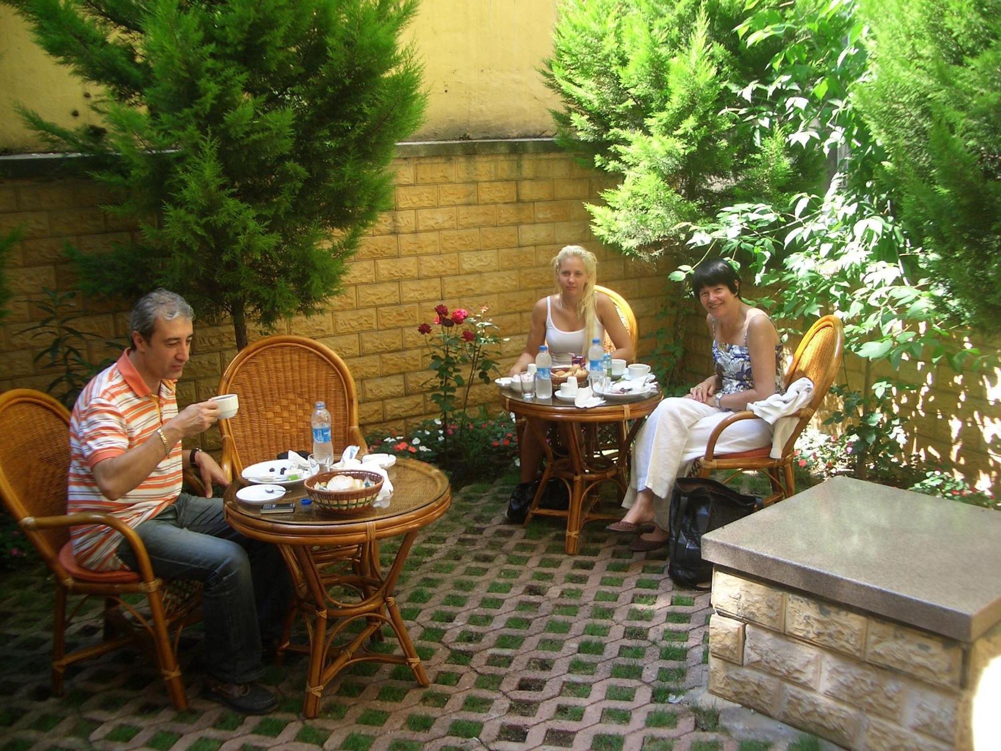 Kosk Hotel Kadikoy Istanbul Bagian luar foto
