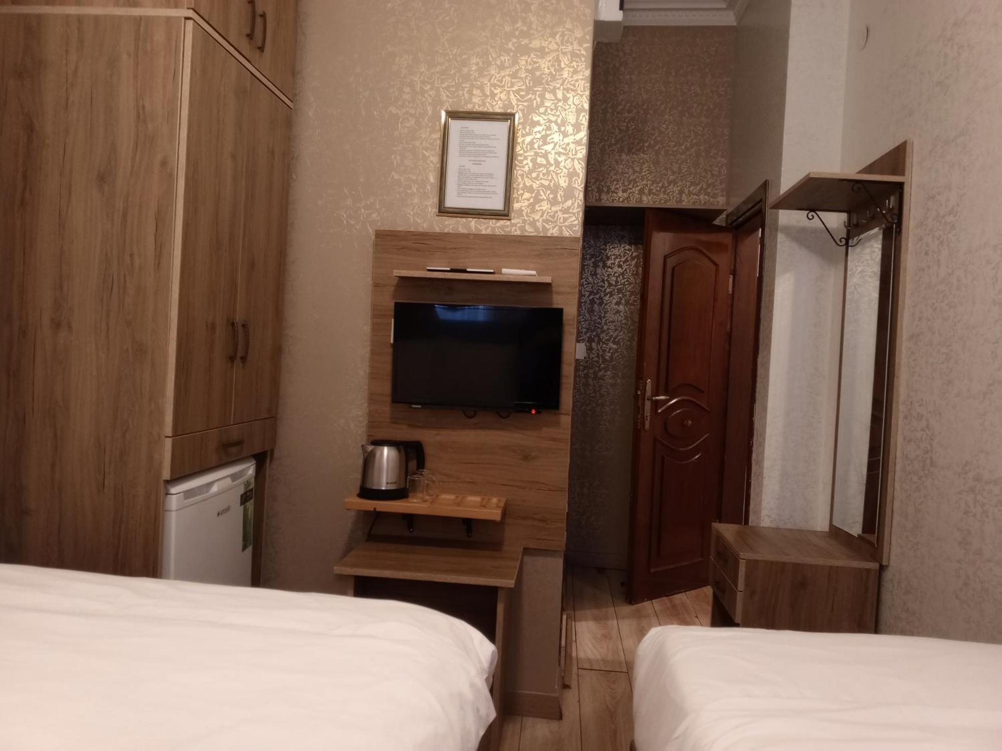 Kosk Hotel Kadikoy Istanbul Bagian luar foto