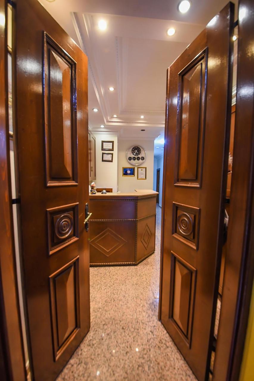 Kosk Hotel Kadikoy Istanbul Bagian luar foto