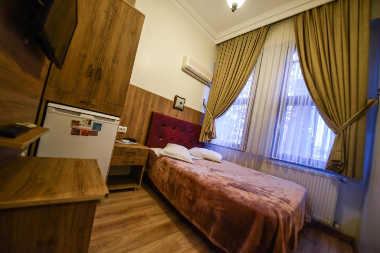 Kosk Hotel Kadikoy Istanbul Bagian luar foto
