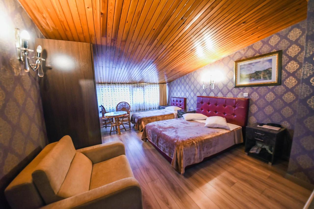Kosk Hotel Kadikoy Istanbul Bagian luar foto